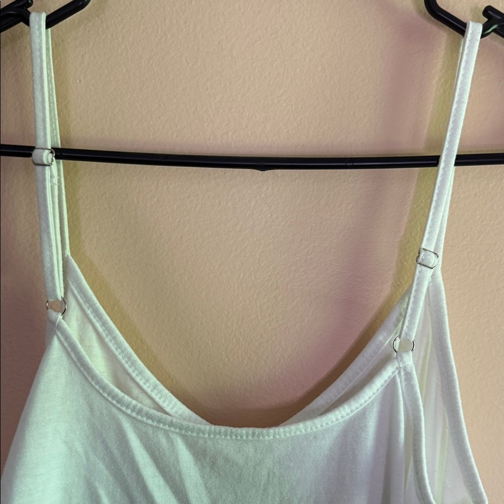SHEIN White Spaghetti Strap Camisole Tank - Picture 5 of 5